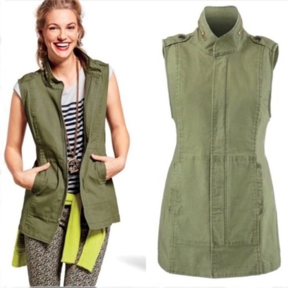 Cabi utility explorer vest 
Small - Picture 1 of 7